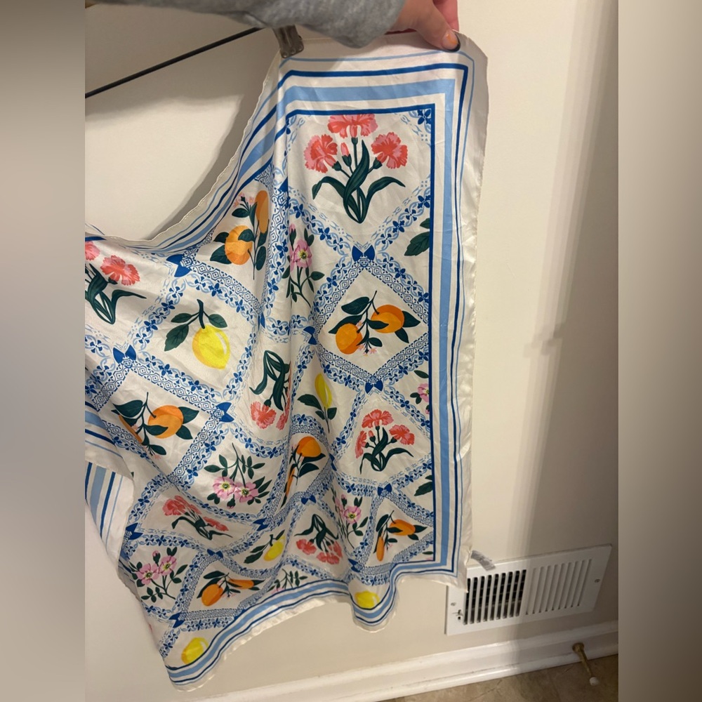Old Navy Satin Floral / Citrus Wrap - Picture 2 of 5